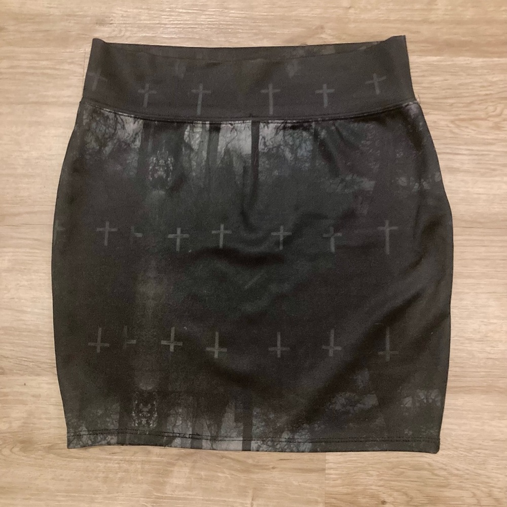 Teenage runaway skirt